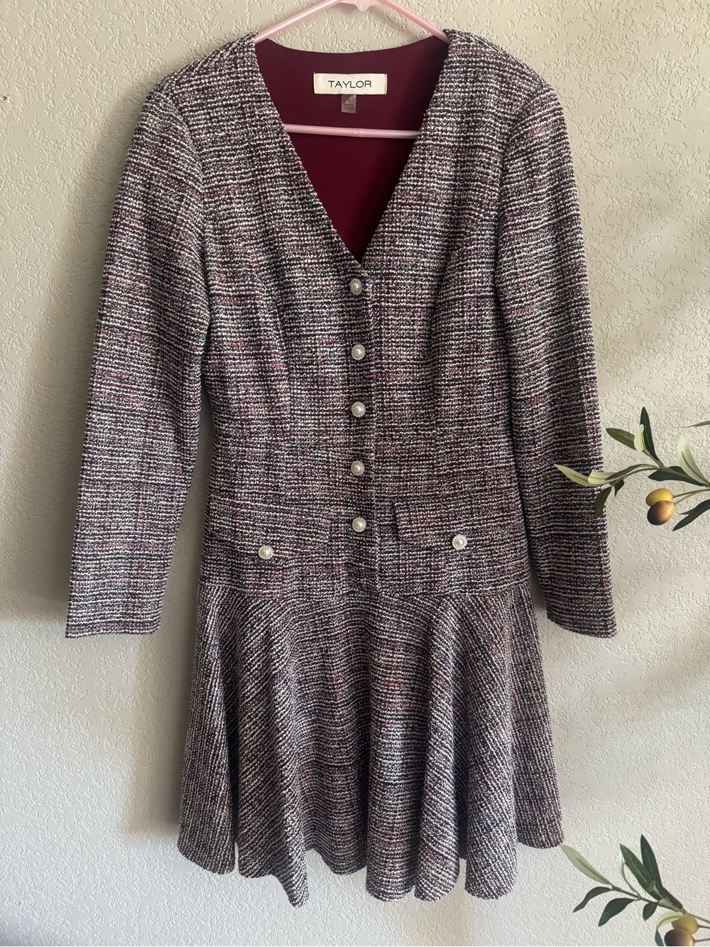 Taylor Women's Tweed V-Neck Button Front Dress in Burgundy Mix